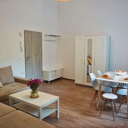Palace Of Culture, Modern City Center Suite! ワルシャワ エクステリア 写真